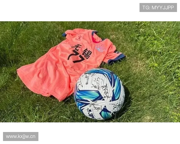 精彩纷呈！回顾本赛季最震撼足球比赛集锦，感受无与伦比的激情与精彩时刻