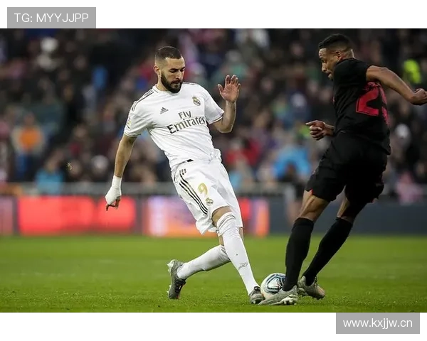 西甲赛程全面解析聚焦豪门对决关键战时间与争冠走势前瞻